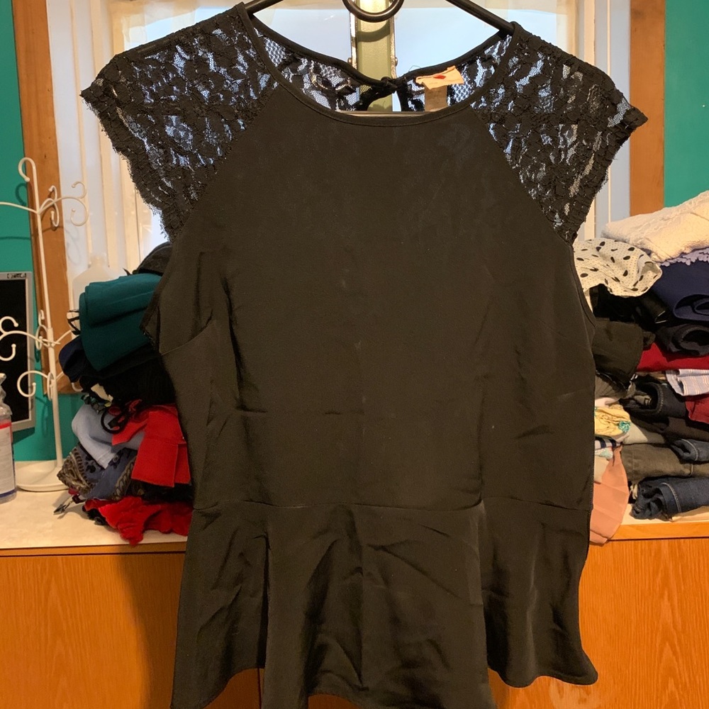 Lacey,black peplum top